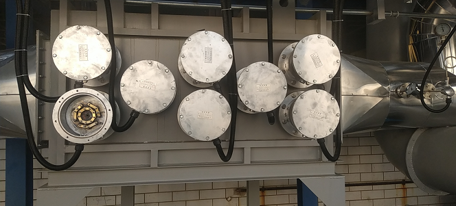 1642571282705735.jpg 120kw煙氣加熱器1.jpg